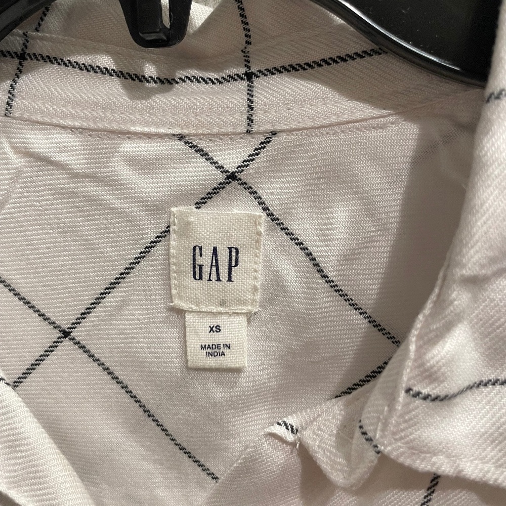 ❤️ GAP RELAXED FIT PLAID BUTTON DOWN SHIRT X-SMALL - Picture 3 of 6